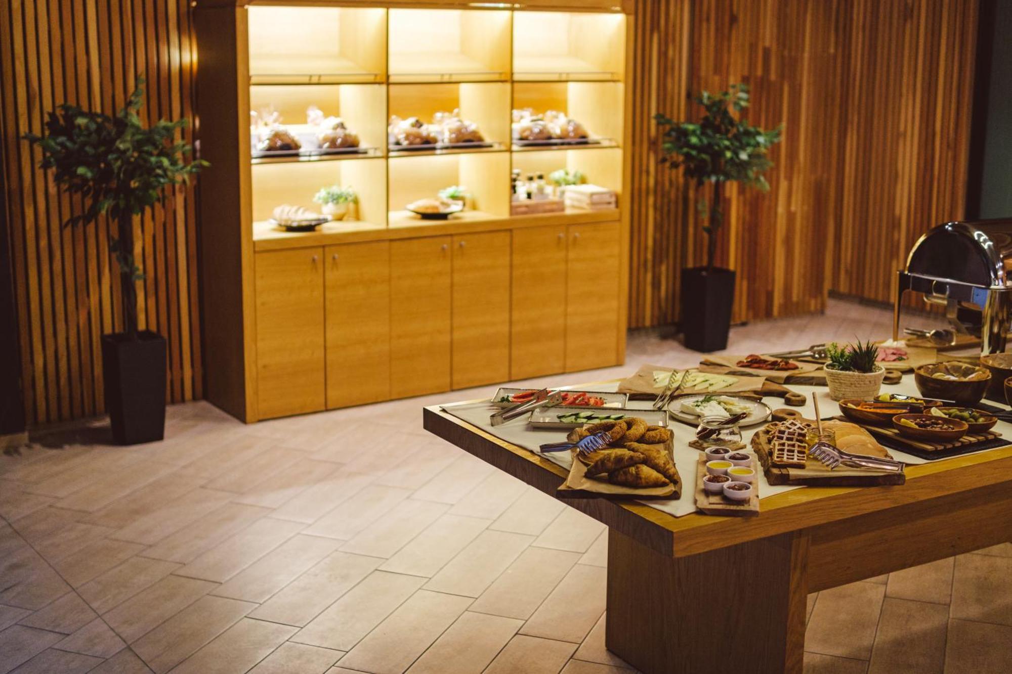 Star Hill Hotel & Spa Пристина Екстериор снимка